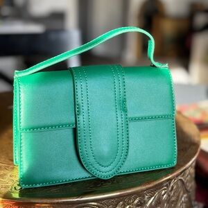 Modern Lux Vibrant Green Clutch